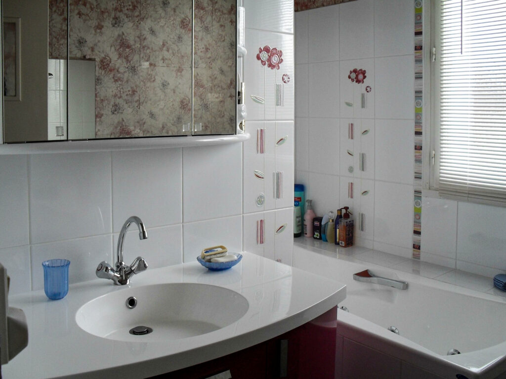 Lavabo et baignoire